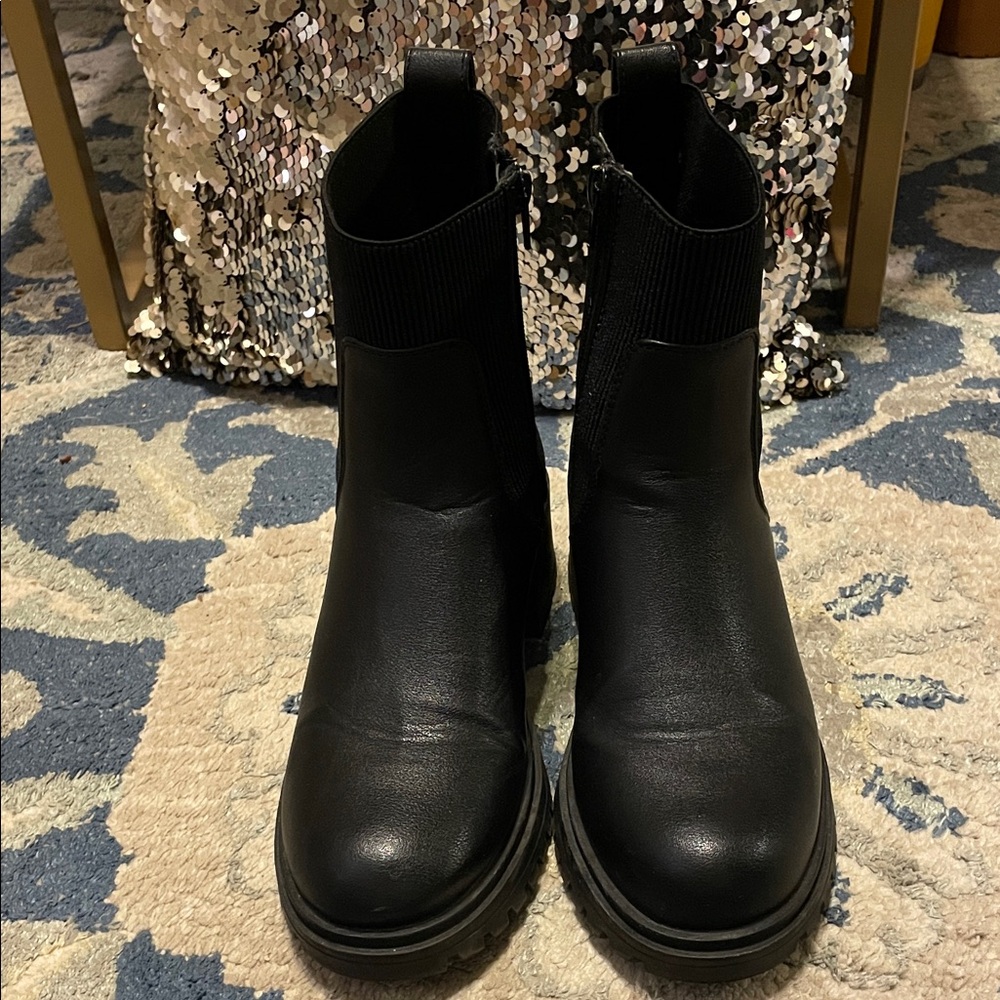 Elegant Black Ankle Booties